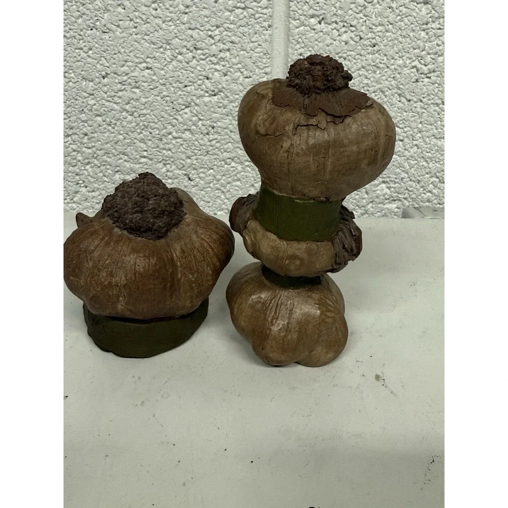 Garlic Head Gnomes Chef (#25) & Garlina (#38) Signed by Thomas‎ Clark 1983 Cairn